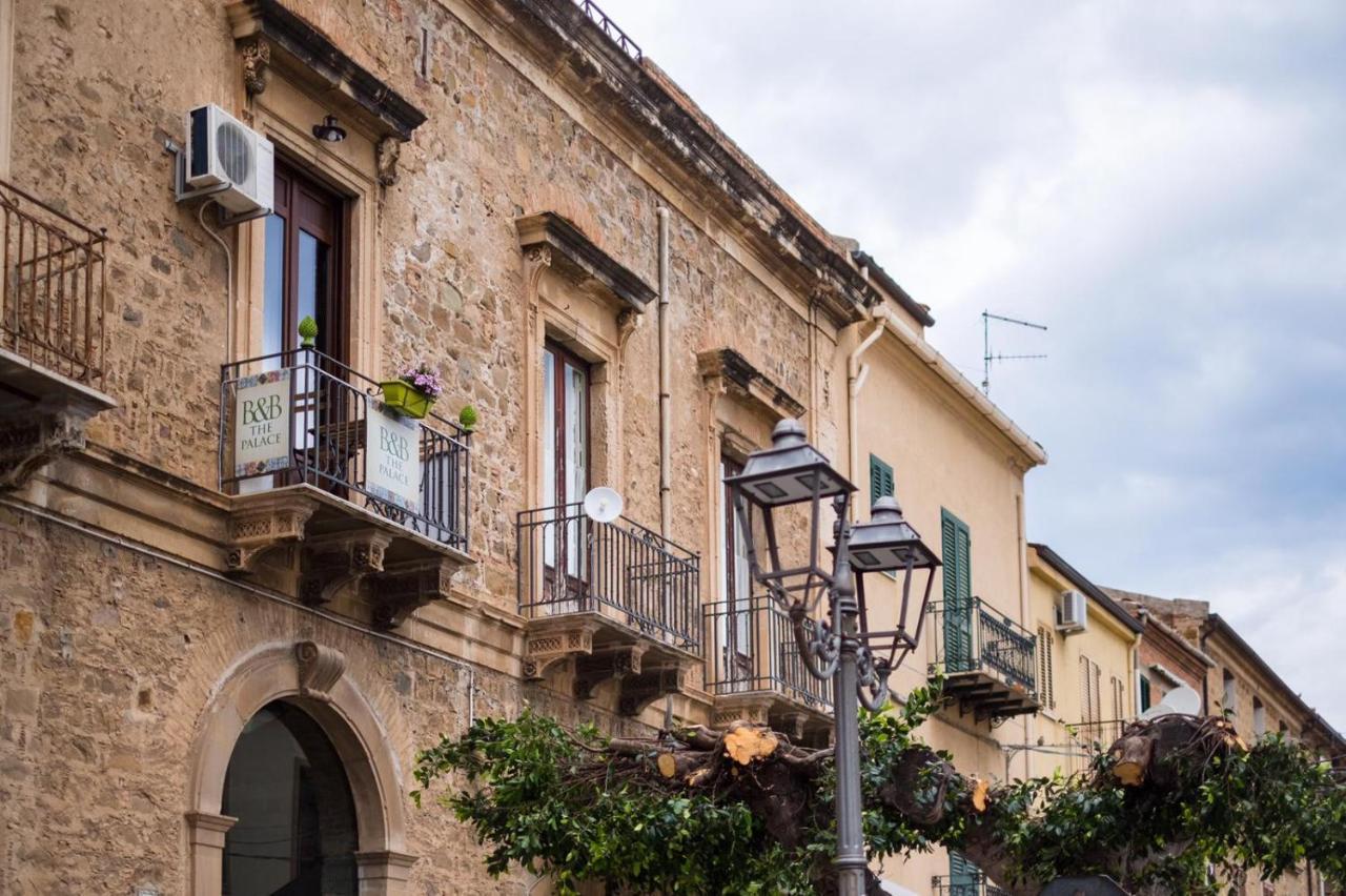 The Palace B&B And Apartments Santo Stefano di Camastra Extérieur photo