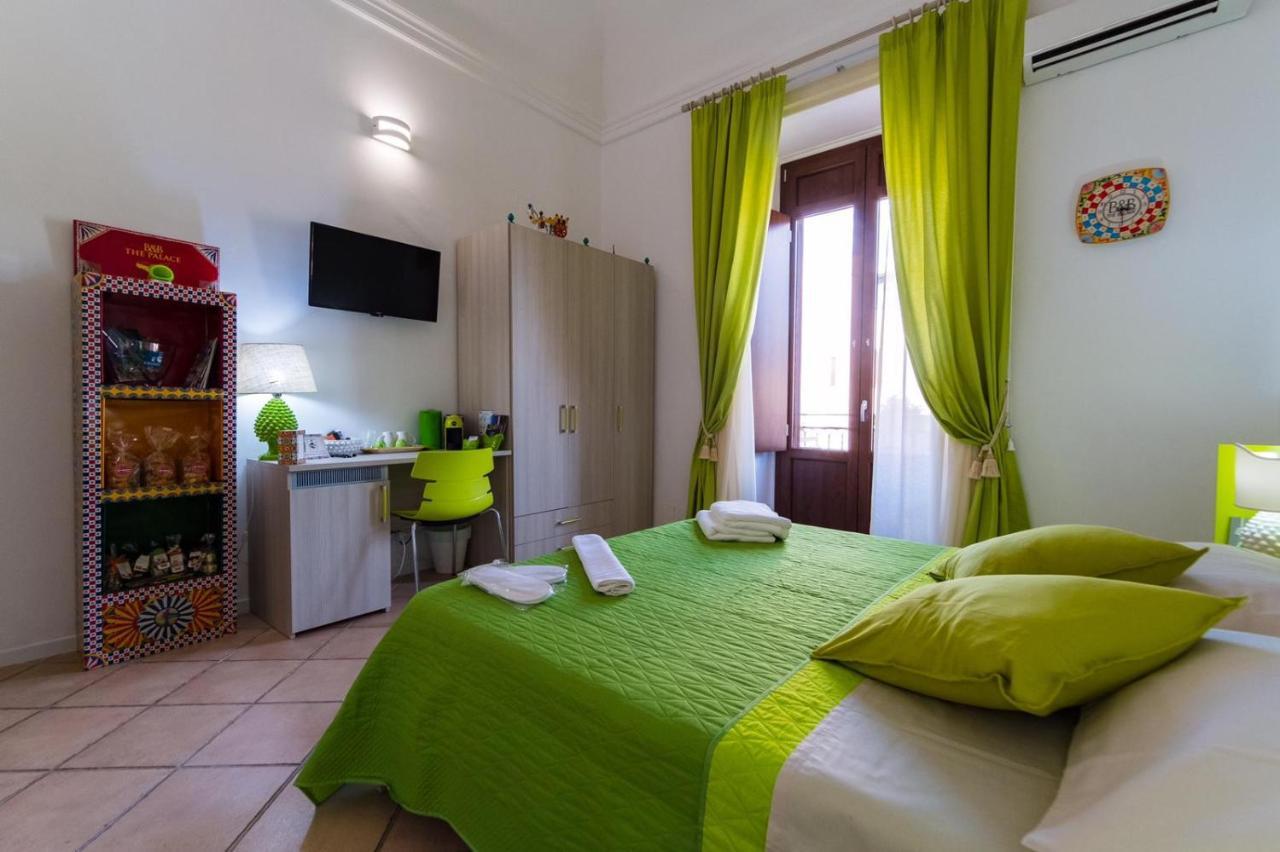The Palace B&B And Apartments Santo Stefano di Camastra Extérieur photo