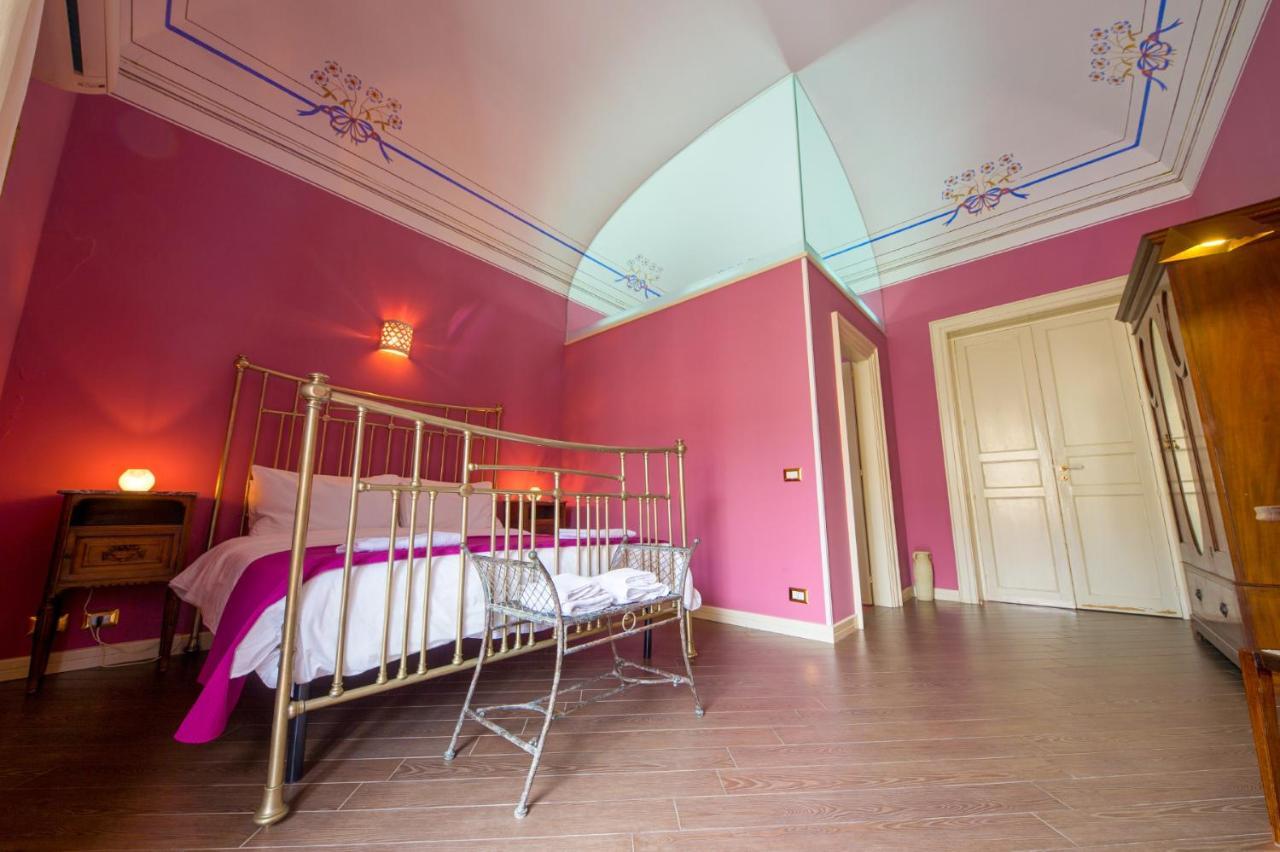 The Palace B&B And Apartments Santo Stefano di Camastra Extérieur photo