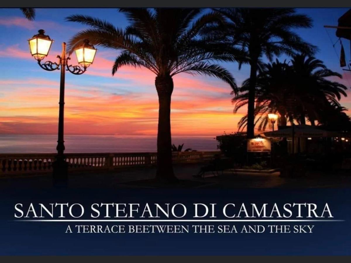 The Palace B&B And Apartments Santo Stefano di Camastra Extérieur photo