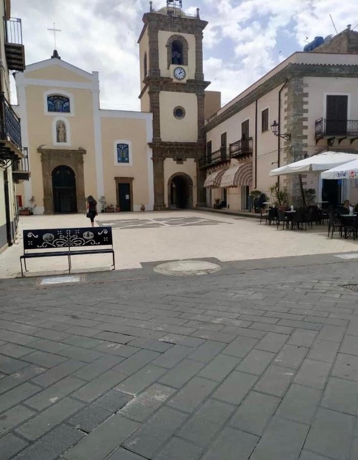 The Palace B&B And Apartments Santo Stefano di Camastra Extérieur photo