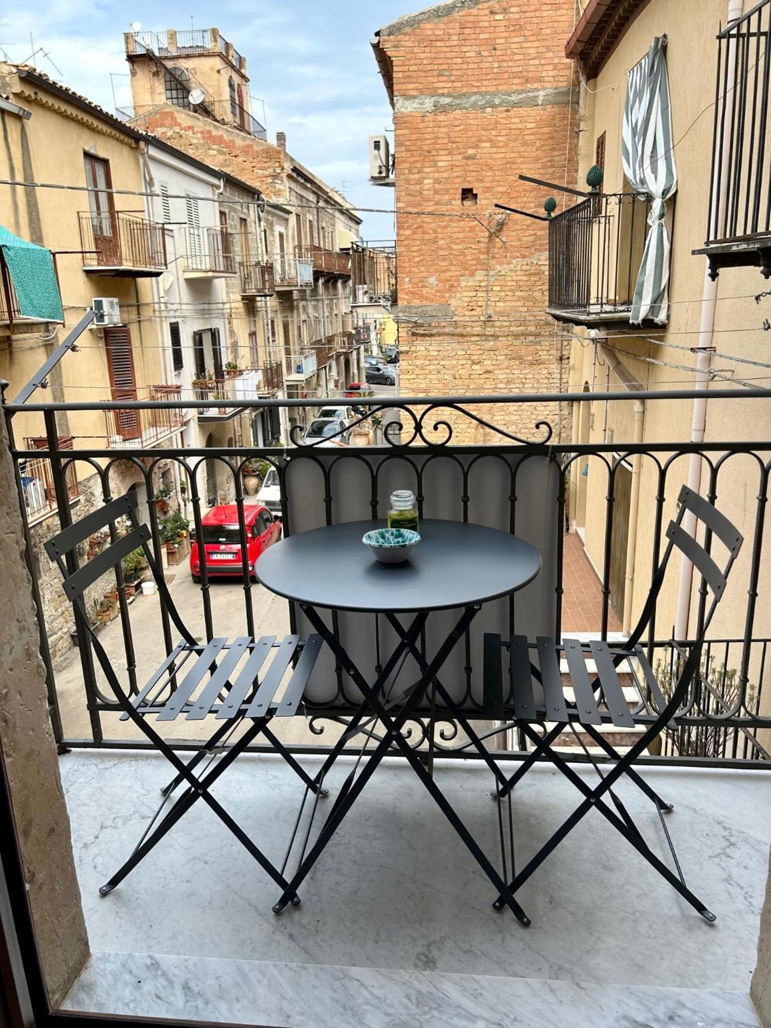 The Palace B&B And Apartments Santo Stefano di Camastra Extérieur photo