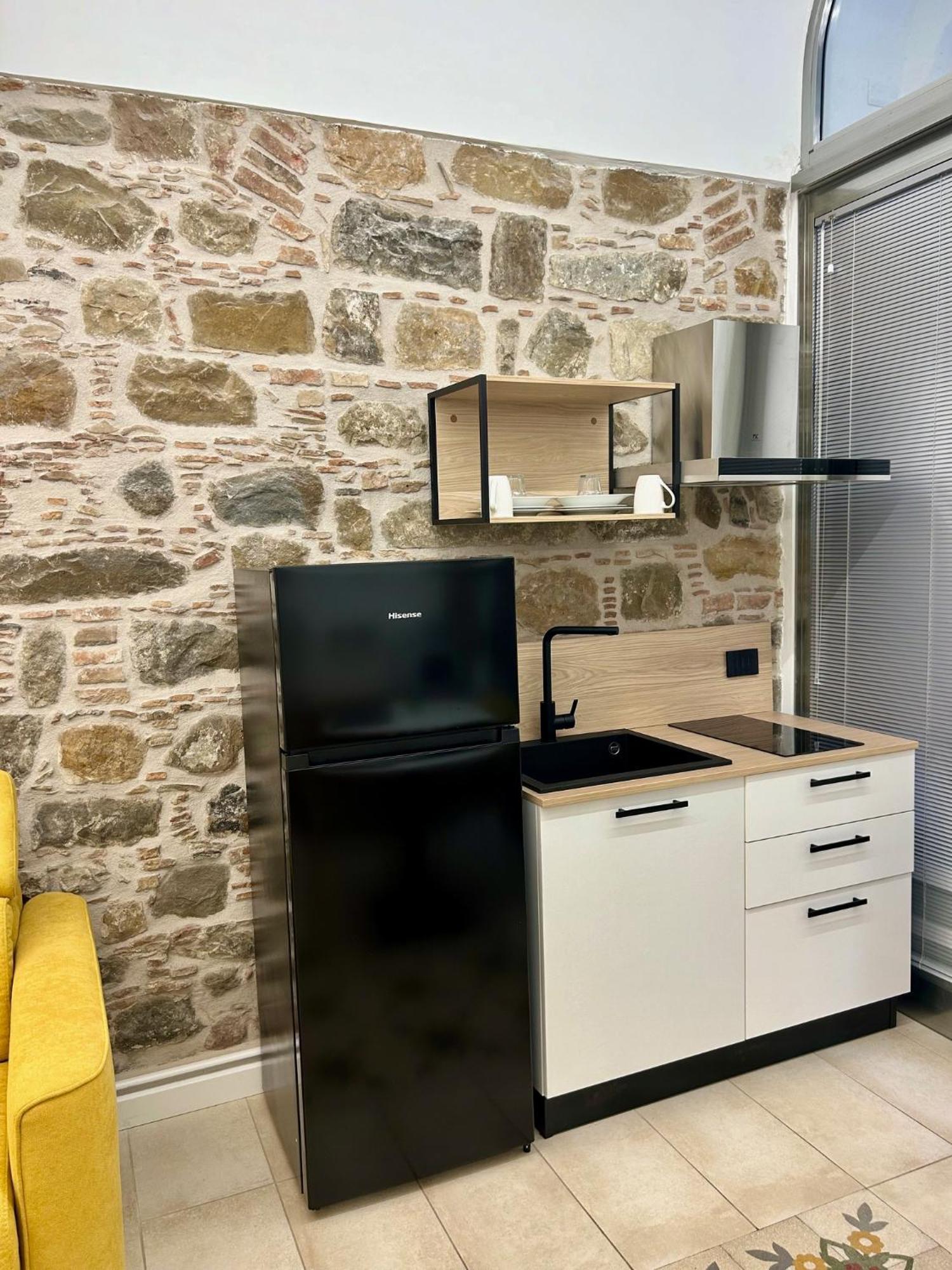 The Palace B&B And Apartments Santo Stefano di Camastra Extérieur photo
