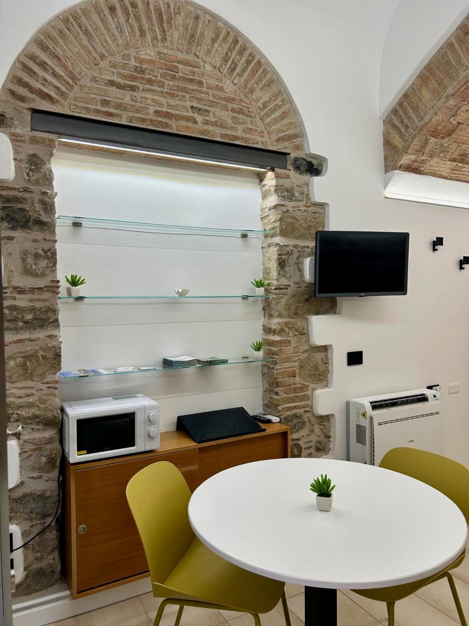 The Palace B&B And Apartments Santo Stefano di Camastra Extérieur photo